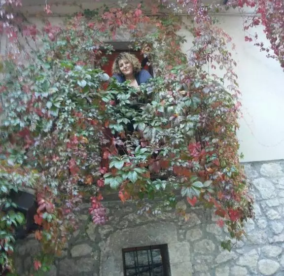 Aamiaismajoitus (B&B) Il Rifugio Nel Parco