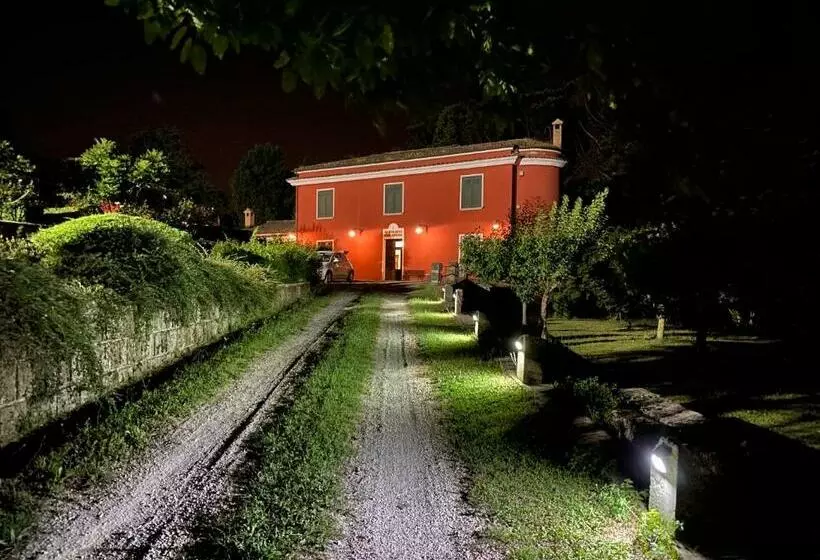 ベッドアンドブレックファースト Podere San Raffaele