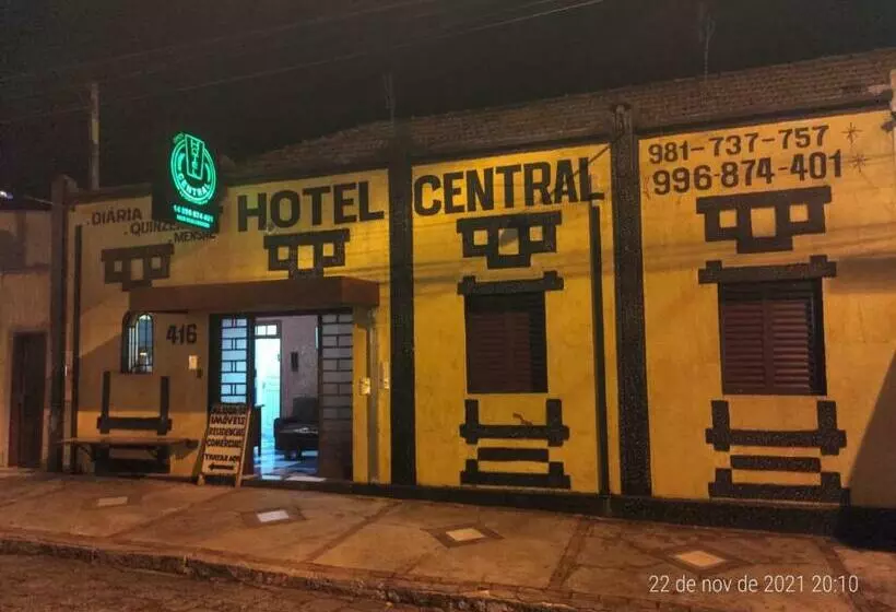 ホテル Central