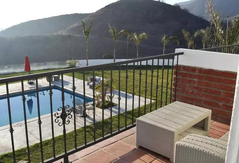 Viñas Del Castillo Hotel Boutique