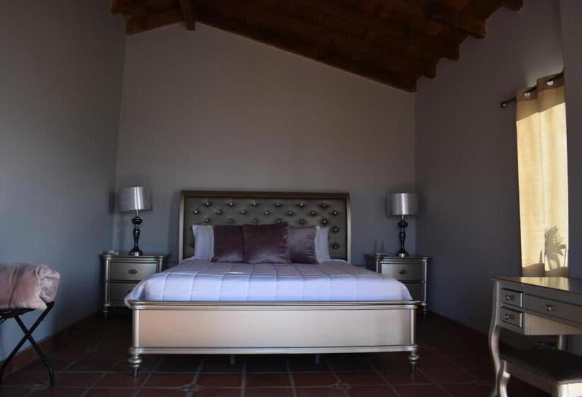 Viñas Del Castillo Hotel Boutique