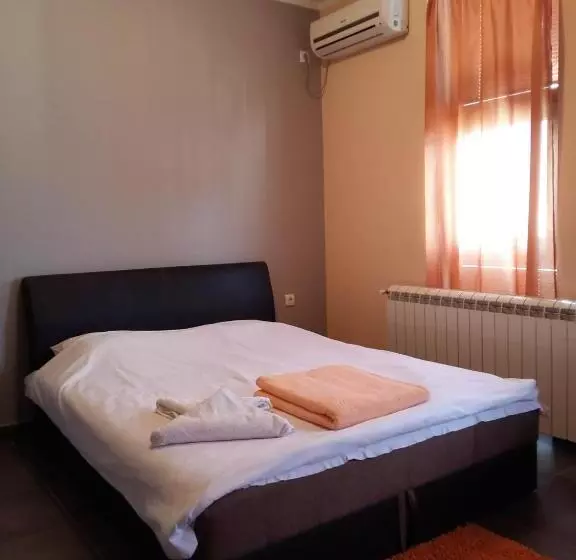 پانسیون Bela Ruža