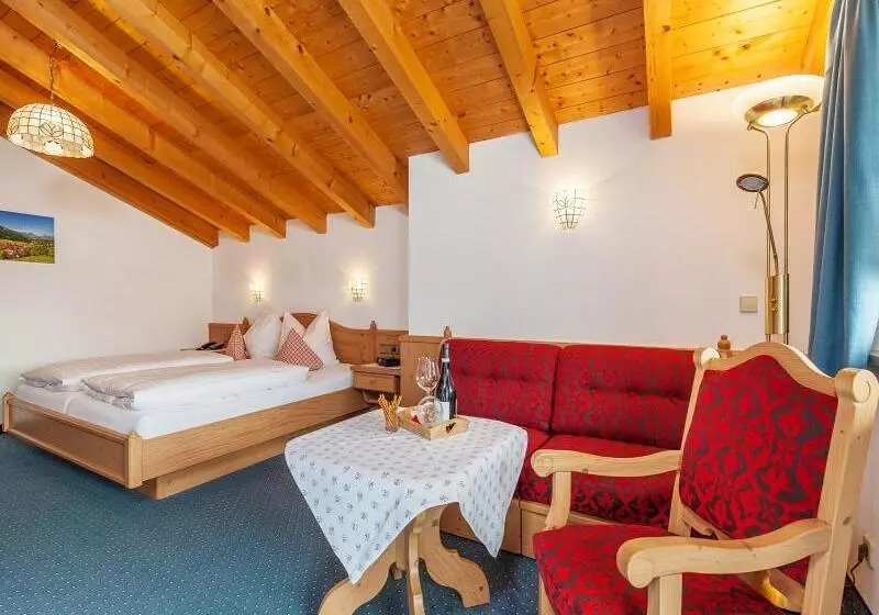 پانسیون Gästehaus Beim Foidlmoar Familie Höflinger