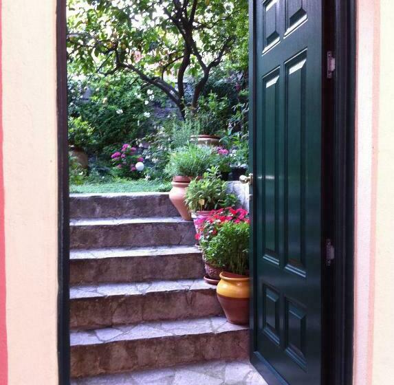 پانسیون Il Giardino Incantato