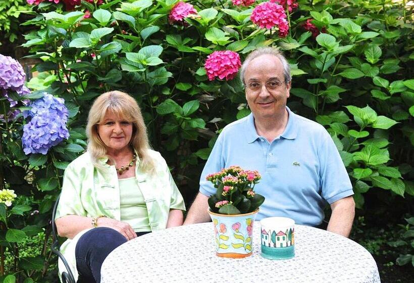 پانسیون Il Giardino Incantato