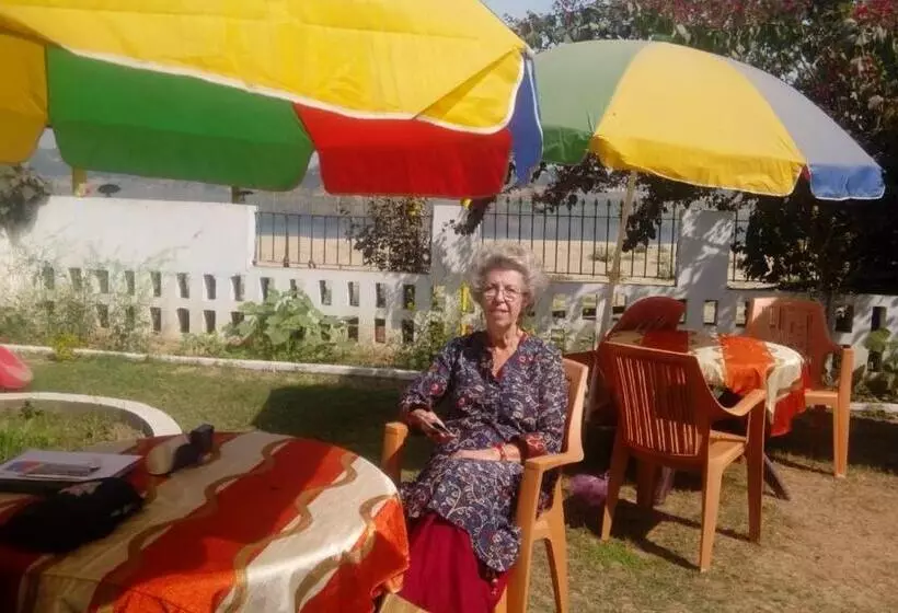 Majatalo Lime Villa On Ganga Ghat