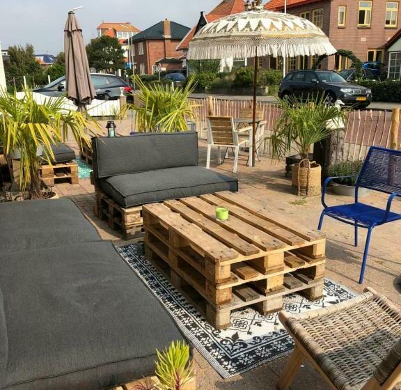 פנסיון Zylt Zandvoort