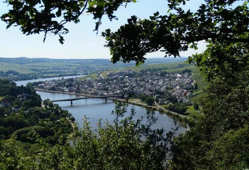 Retkeilymaja Gästehaus Weber Loskill