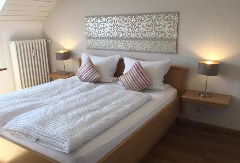 Retkeilymaja Gästehaus Weber Loskill