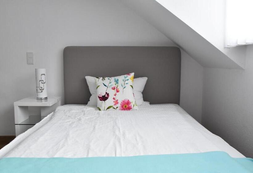 הוסטל Gästehaus Weber Loskill