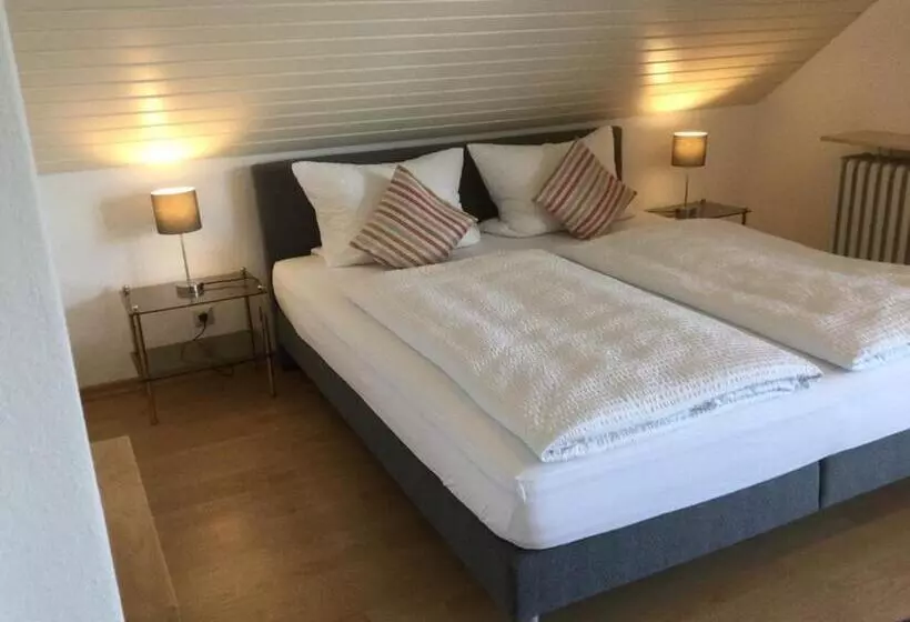 Retkeilymaja Gästehaus Weber Loskill