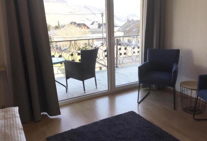 הוסטל Gästehaus Weber Loskill