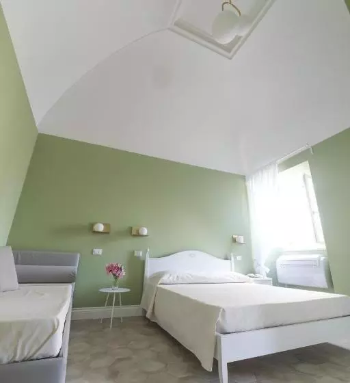 Majatalo Alemar Sirolo