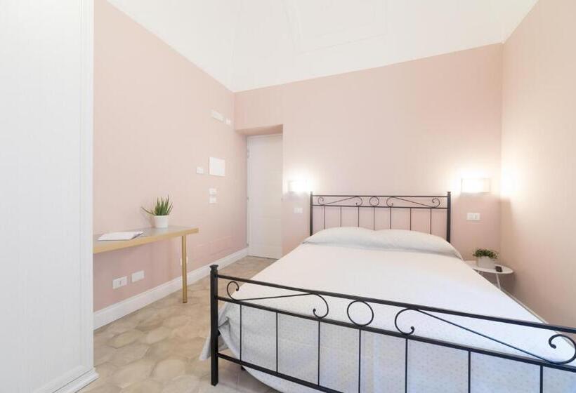 פנסיון Alemar Sirolo