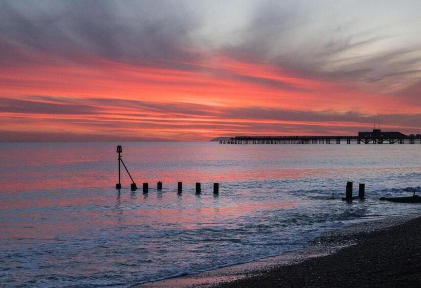 펜션 Black Rock House