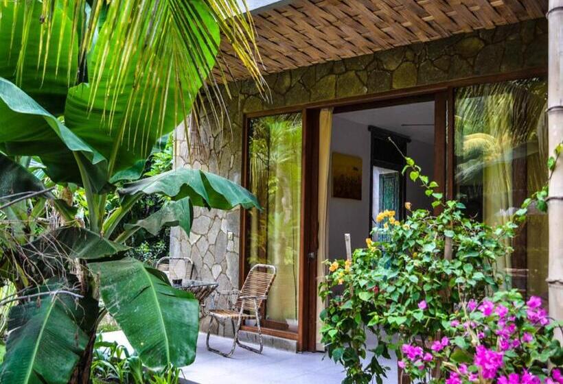 ペンション Ganesh Lodge