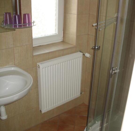 ペンション Penzion   Restaurace Na Výšince