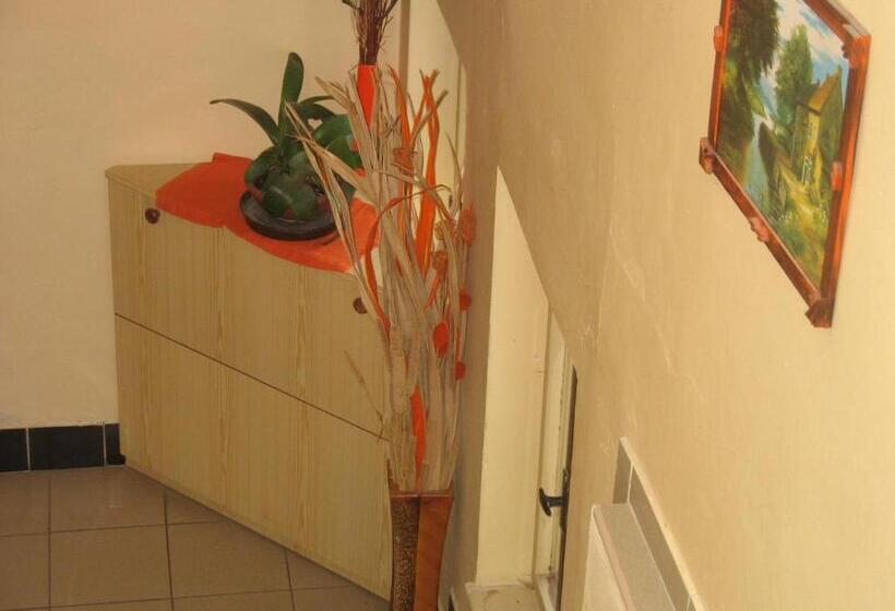 ペンション Penzion   Restaurace Na Výšince