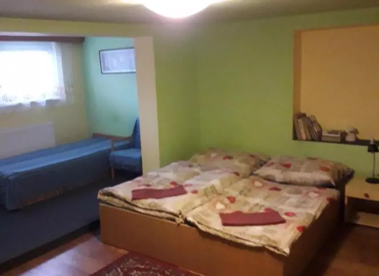 ペンション Penzion   Restaurace Na Výšince