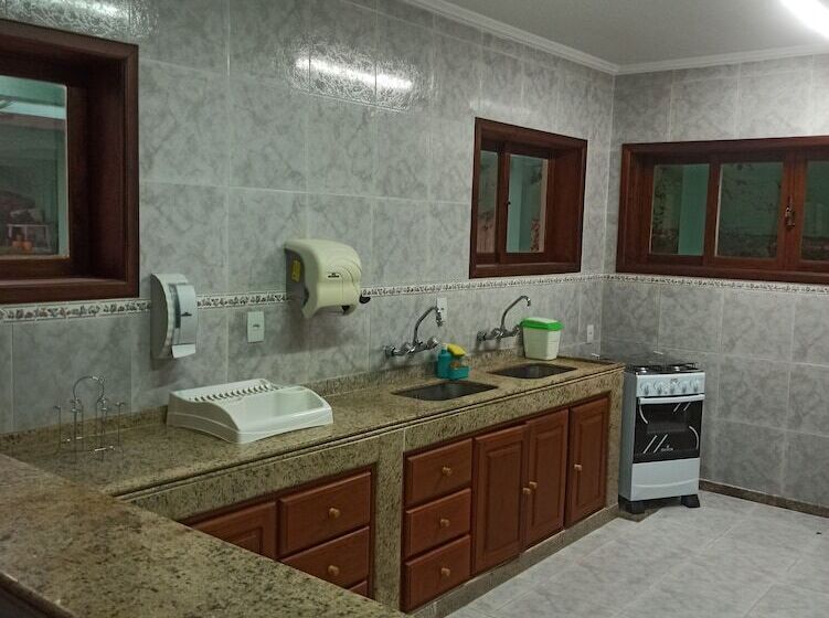 פנסיון Pousada Villa Mares