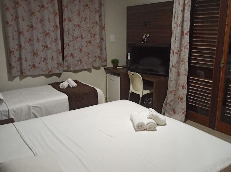 פנסיון Pousada Villa Mares