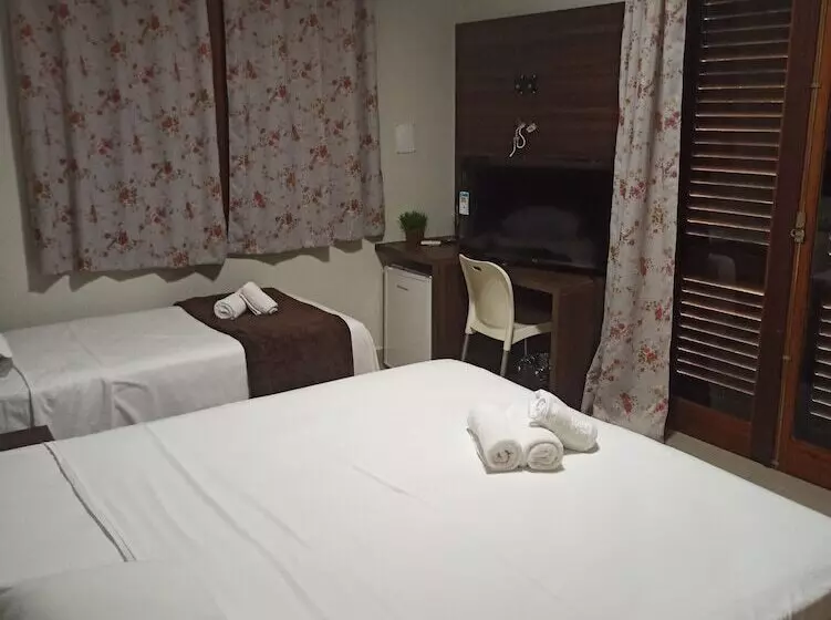 ペンション Pousada Villa Mares