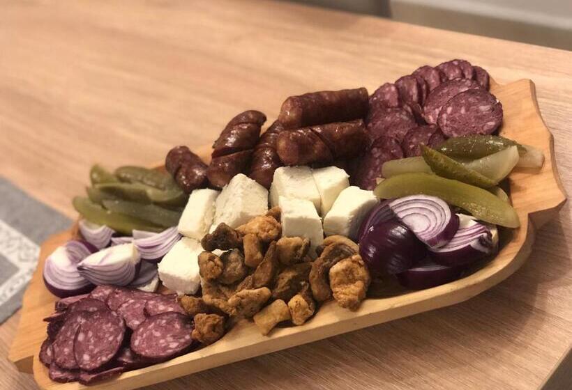 پانسیون Vila Fan Confort