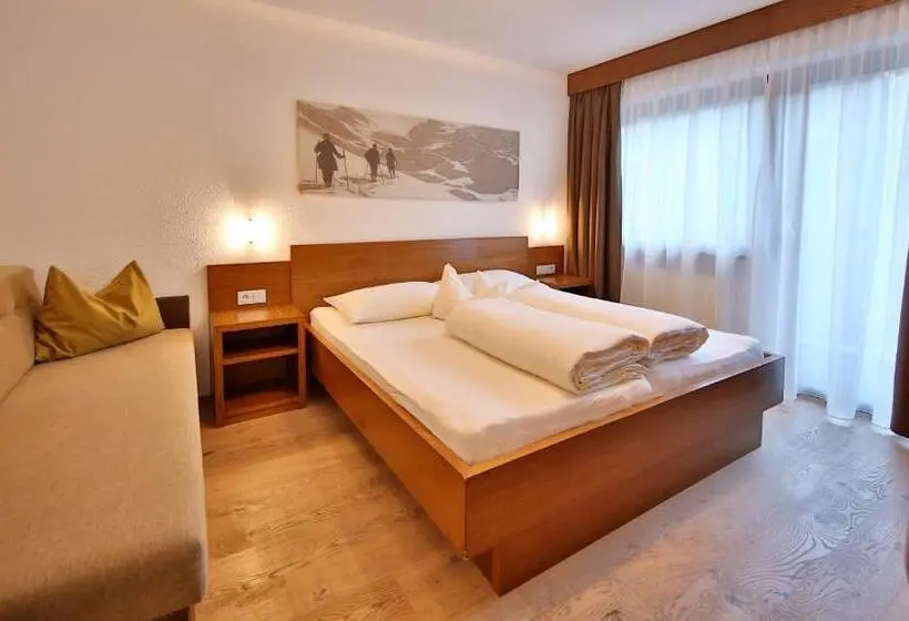 Garni Fiegl Apart
