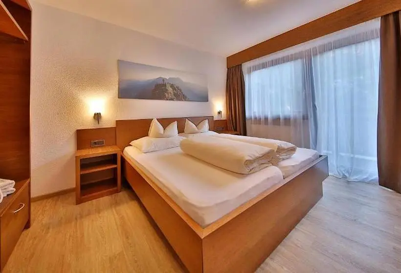 Garni Fiegl Apart