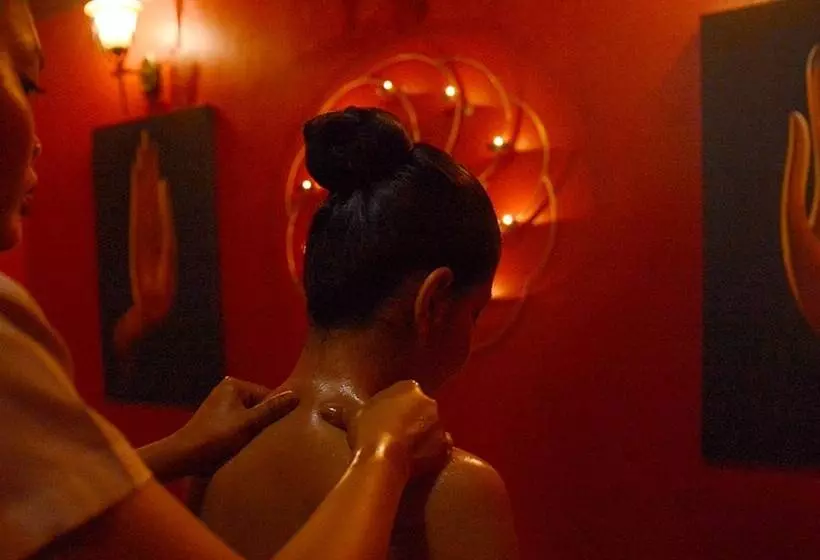 Montra Nivesha Residence And Art