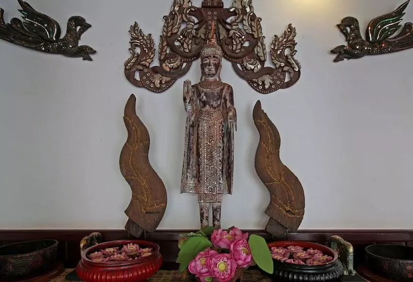 Montra Nivesha Residence And Art