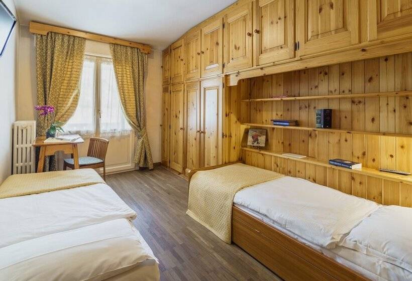 בית מלון כפרי Aquila