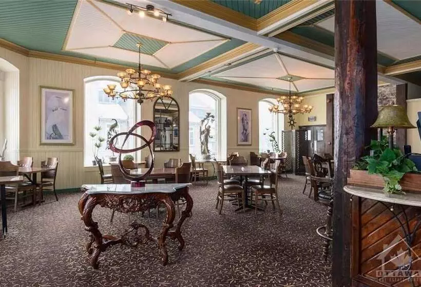 酒店 Baldachin Inn