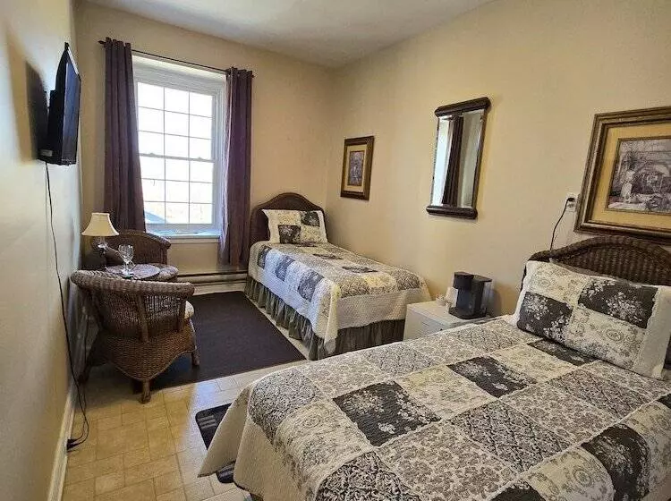 酒店 Baldachin Inn