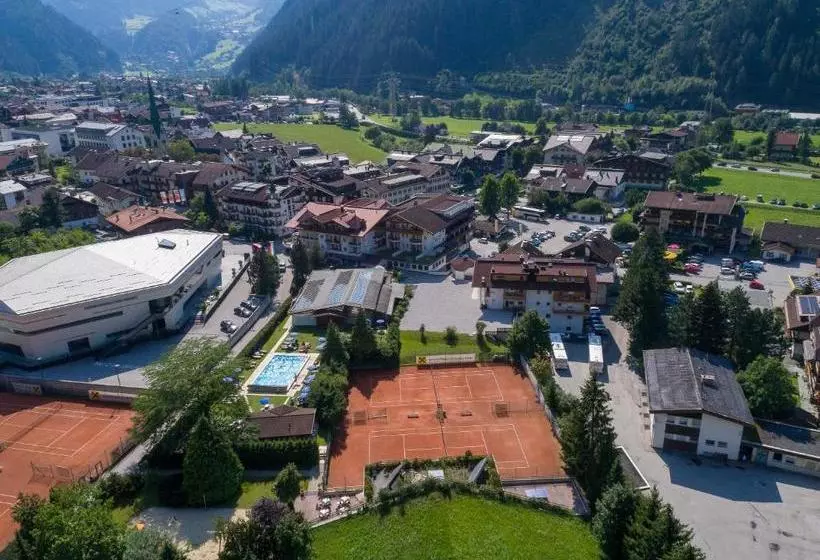 호텔 Berghof Mayrhofen Gmbh