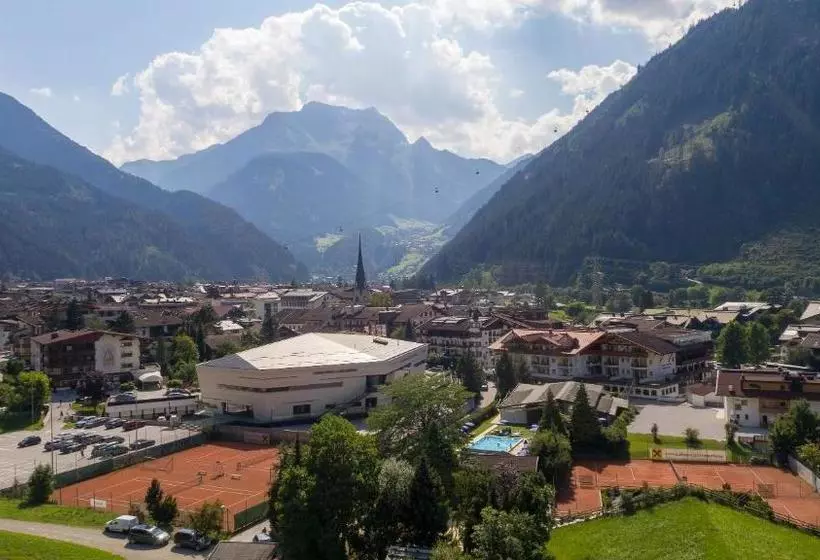 호텔 Berghof Mayrhofen Gmbh