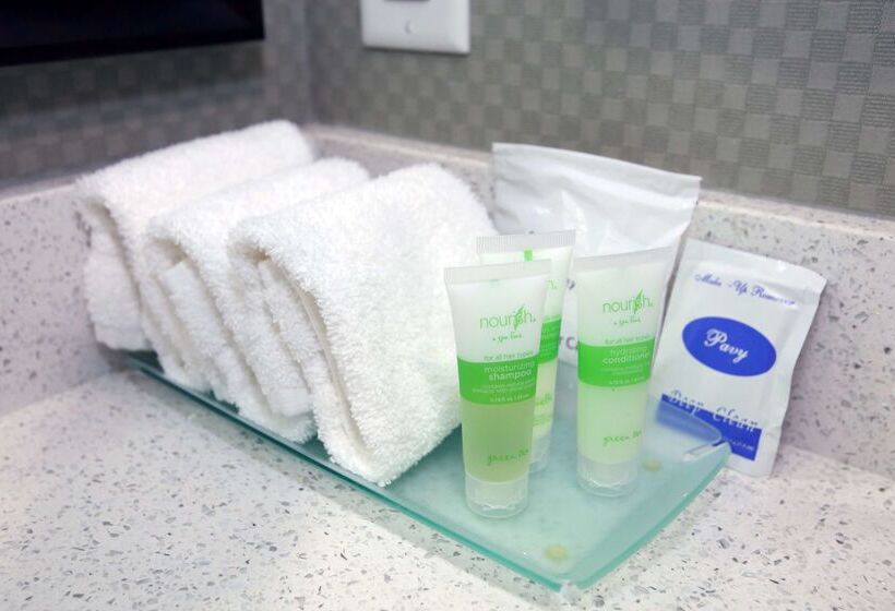 فندق Best Western Pacific Inn