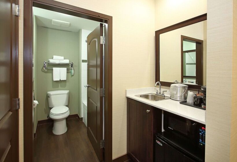 فندق Best Western Pacific Inn