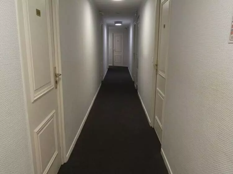 Brit Hotel Des Grands Hommes   Bordeaux Centre