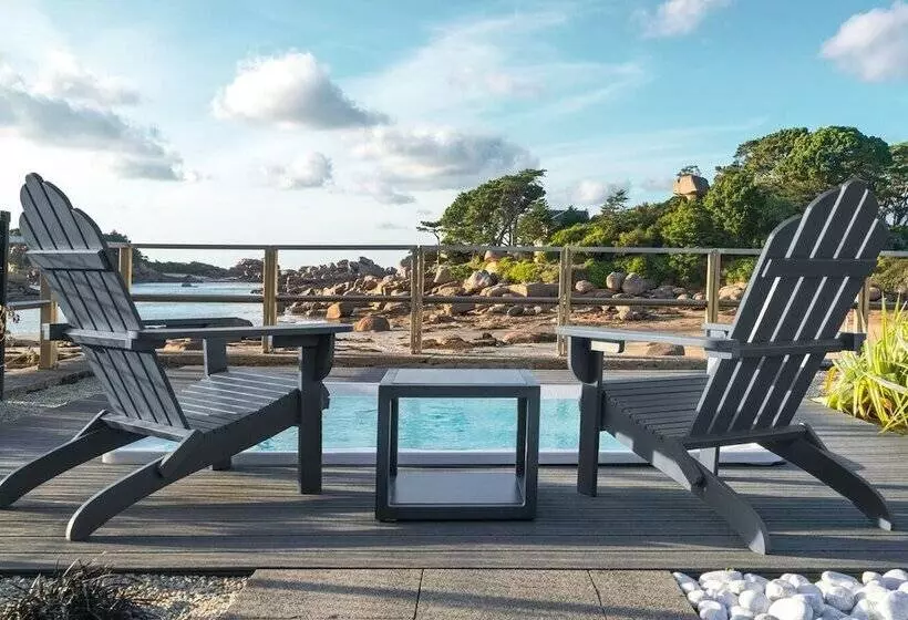 Otel Castel Beau Site