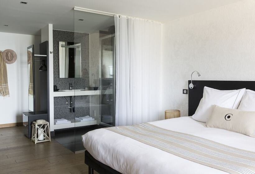 فندق Castel Beau Site