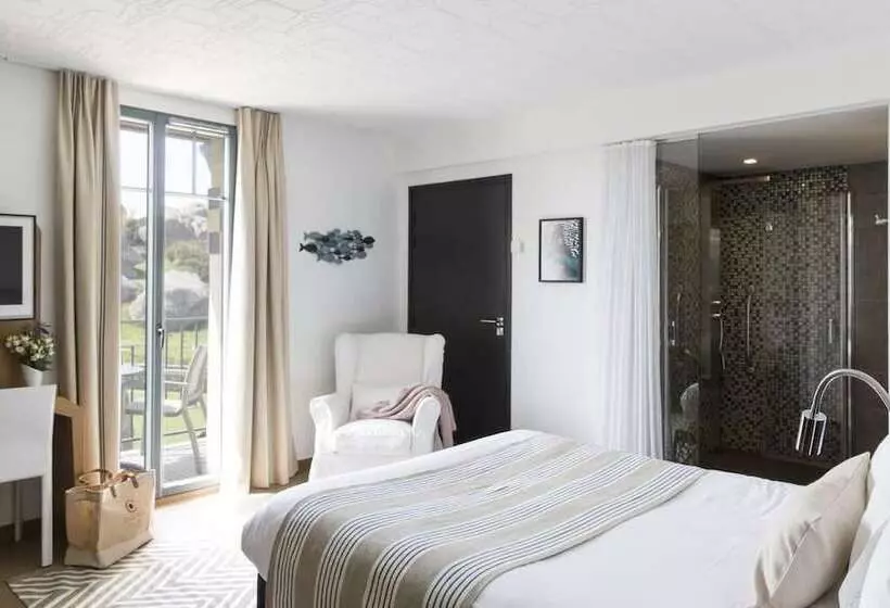 Otel Castel Beau Site