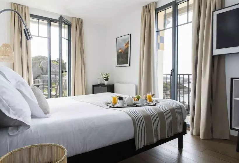 Otel Castel Beau Site