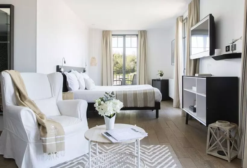 Otel Castel Beau Site