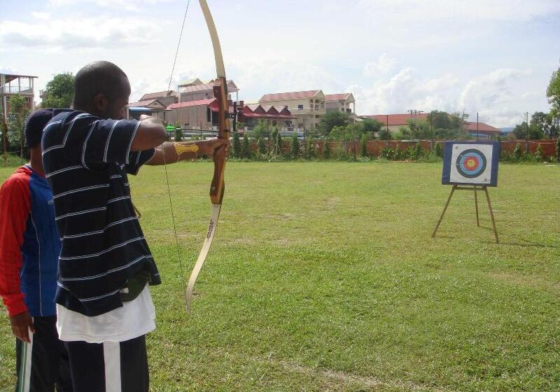 בית מלון כפרי Ccc  Airport