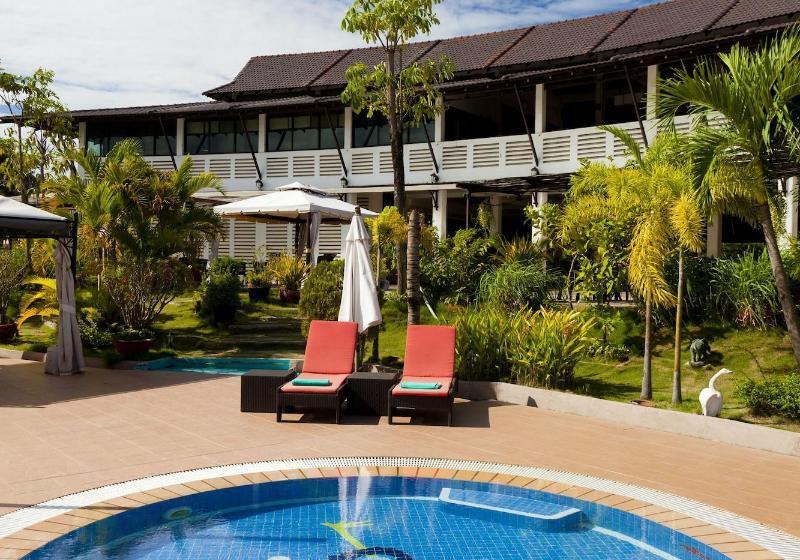 בית מלון כפרי Ccc  Airport