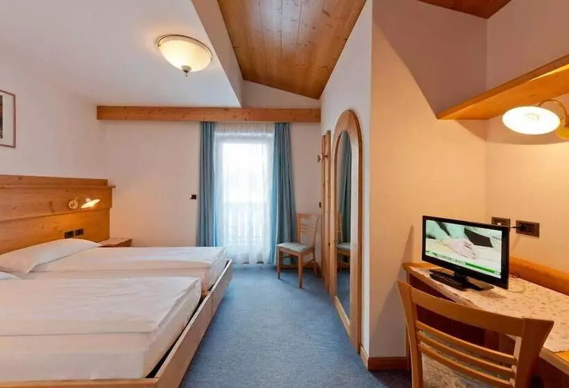 ホテル Cesa Edelweiss