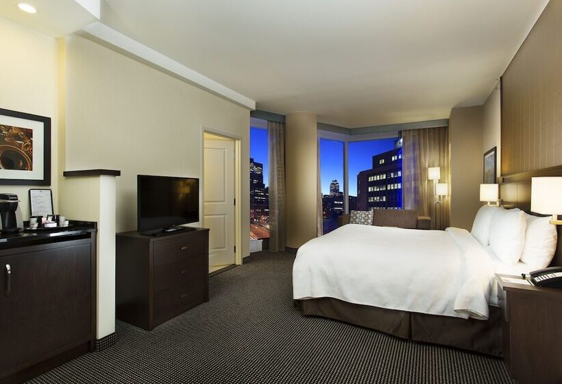 فندق Courtyard By Marriott Montreal Downtown