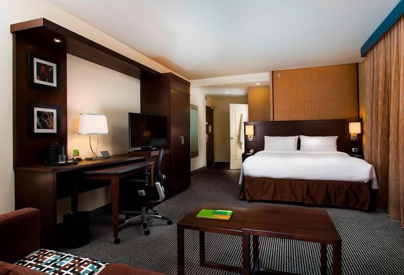فندق Courtyard By Marriott Montreal Downtown