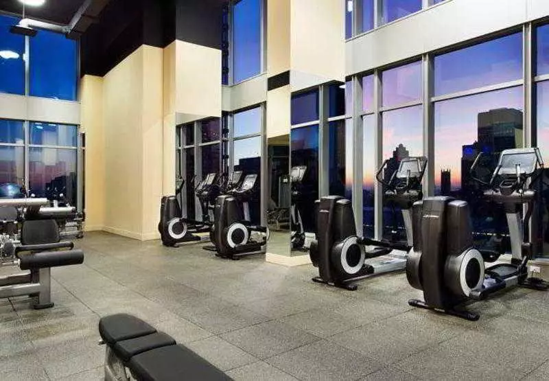 هتل Courtyard By Marriott Montreal Downtown